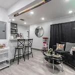 Matinee Madness Studio In Lower Greenville